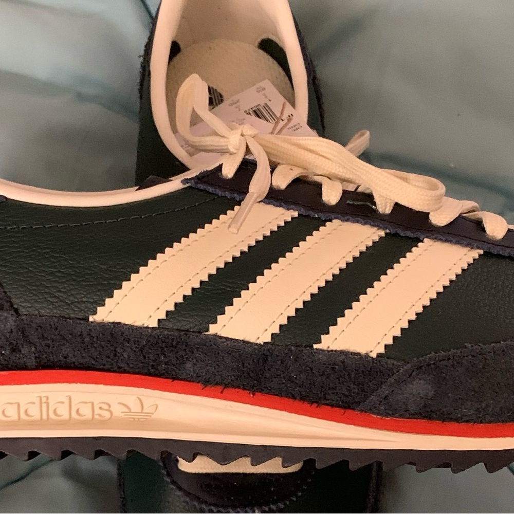 Adidas Forest Green and Cream Trainers SL72 - Picture 2 of 7